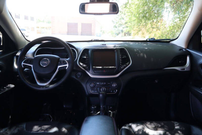 2015 Jeep Cherokee Trailhawk