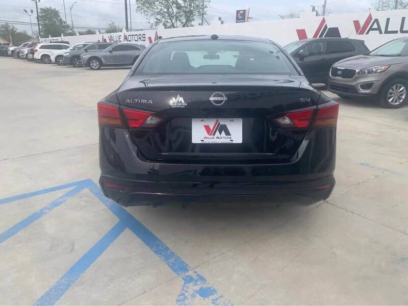 2024 Nissan Altima 2.5 SV