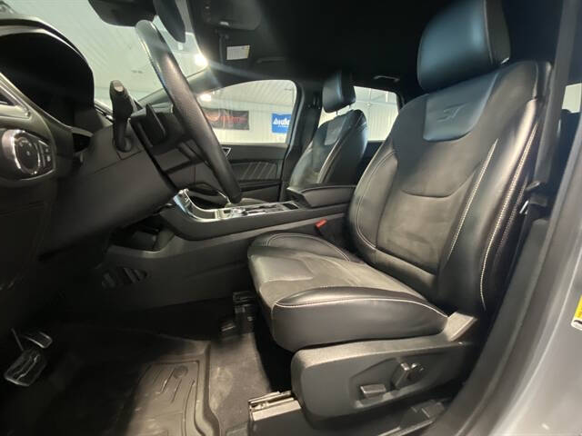 2022 Ford Edge ST
