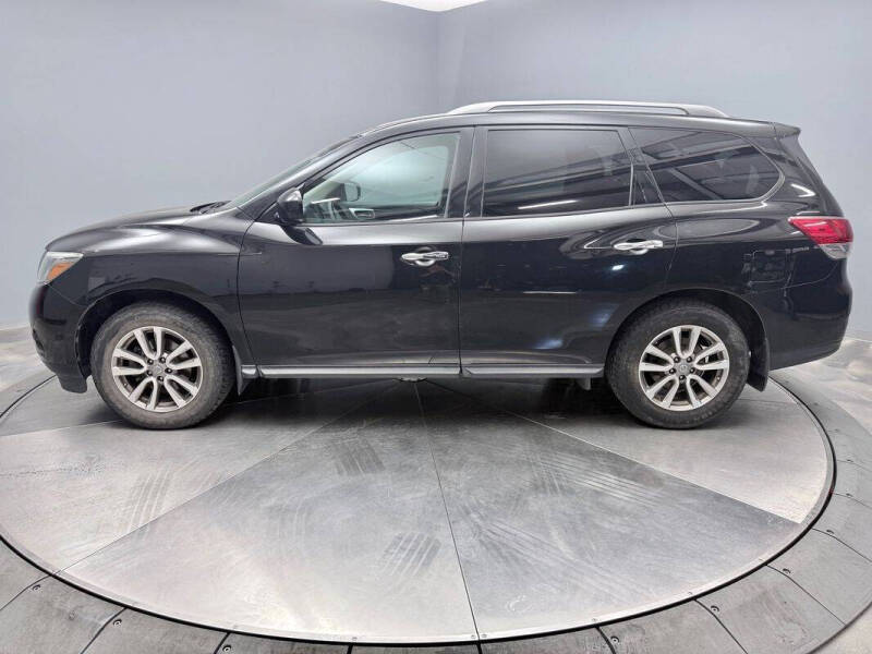 2016 Nissan Pathfinder SV