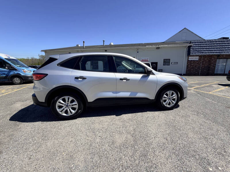 2020 Ford Escape S