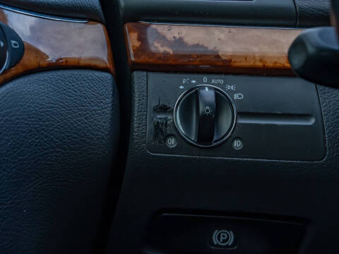 2004 Mercedes-Benz E-Class E 320