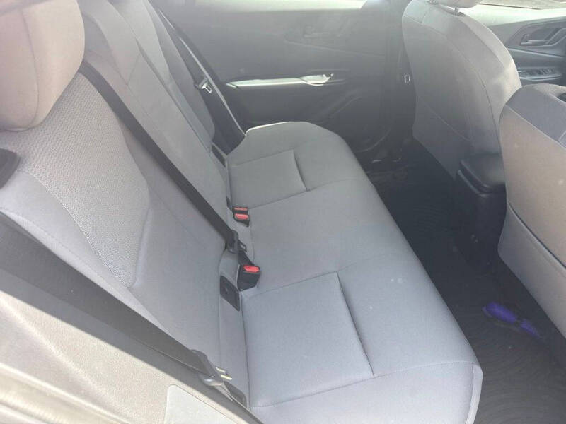 2025 Toyota Prius LE