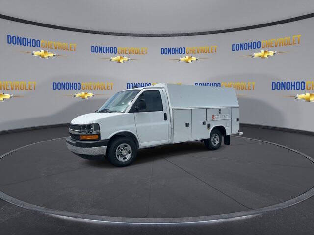 2025 Chevrolet Express 3500