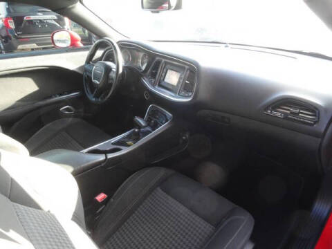 2016 Dodge Challenger SXT