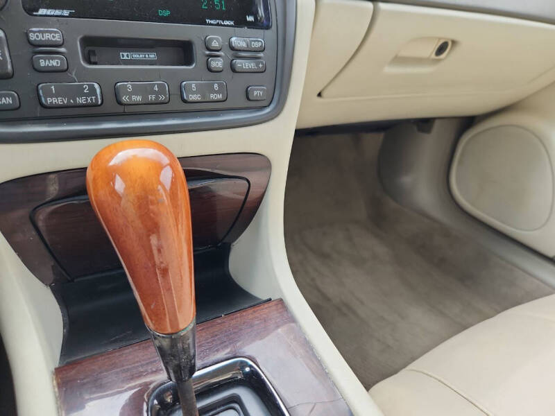 2003 Cadillac DeVille DTS