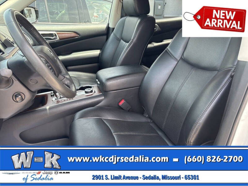 2017 Nissan Pathfinder Platinum