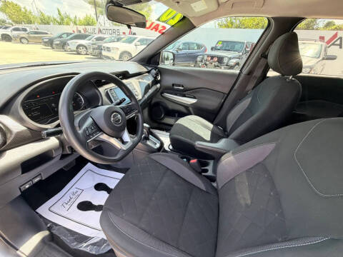 2020 Nissan Kicks SV