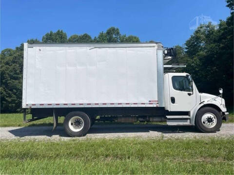 2017 Freightliner Business class M2