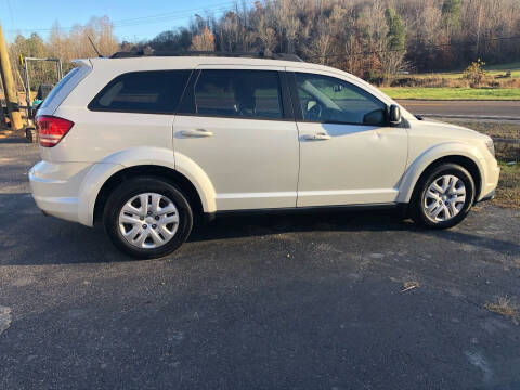 2014 Dodge Journey for sale at Monroe Auto's, LLC in Parsons TN