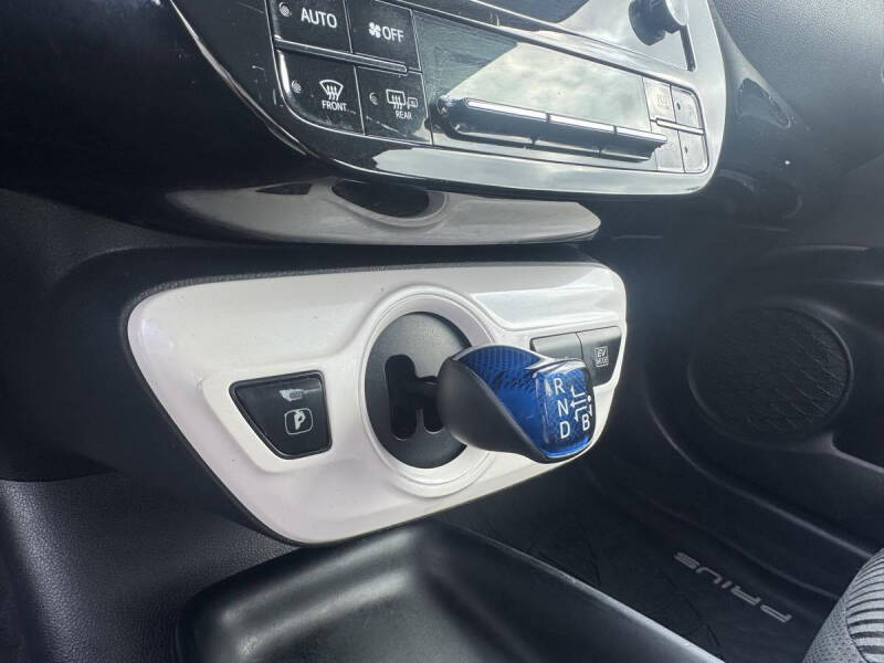 2018 Toyota Prius Two