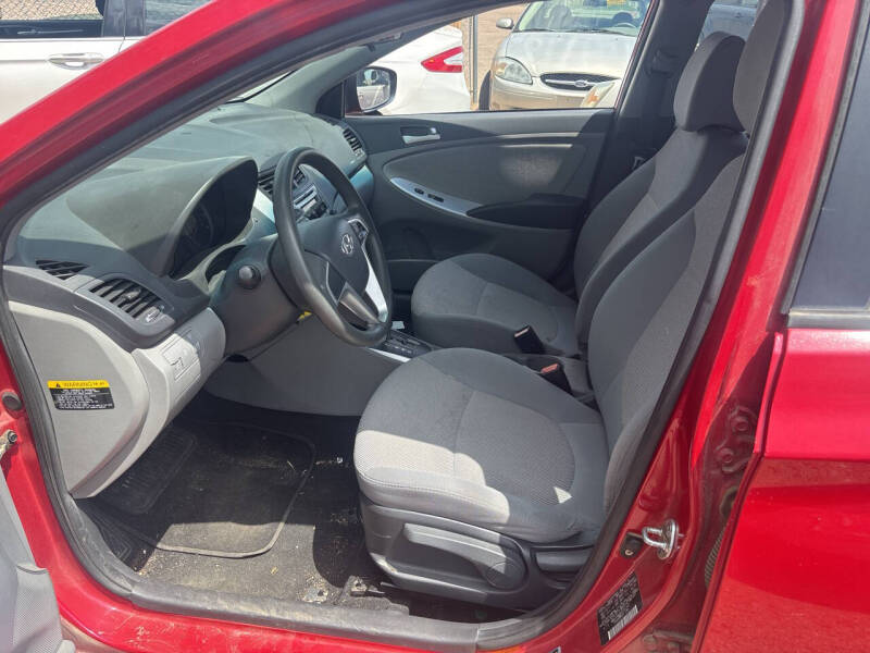 2012 Hyundai Accent GS