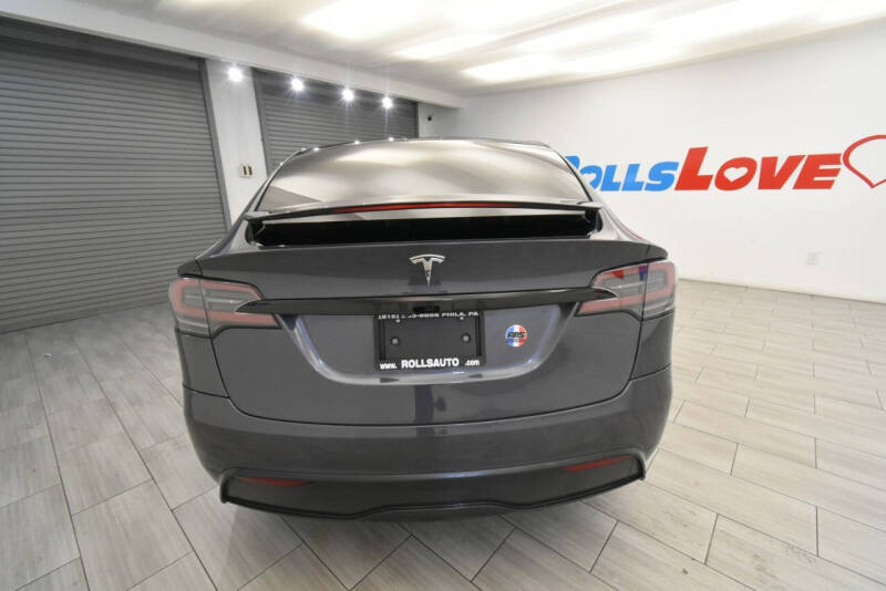 2023 Tesla Model X Standard Range
