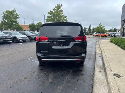 2018 Chrysler Pacifica Touring L Plus