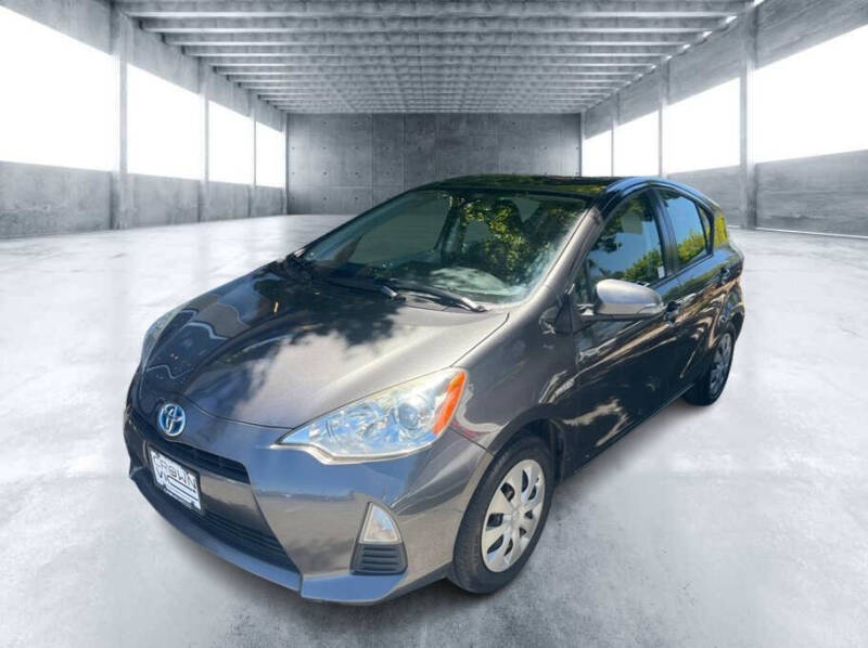 2014 Toyota Prius c