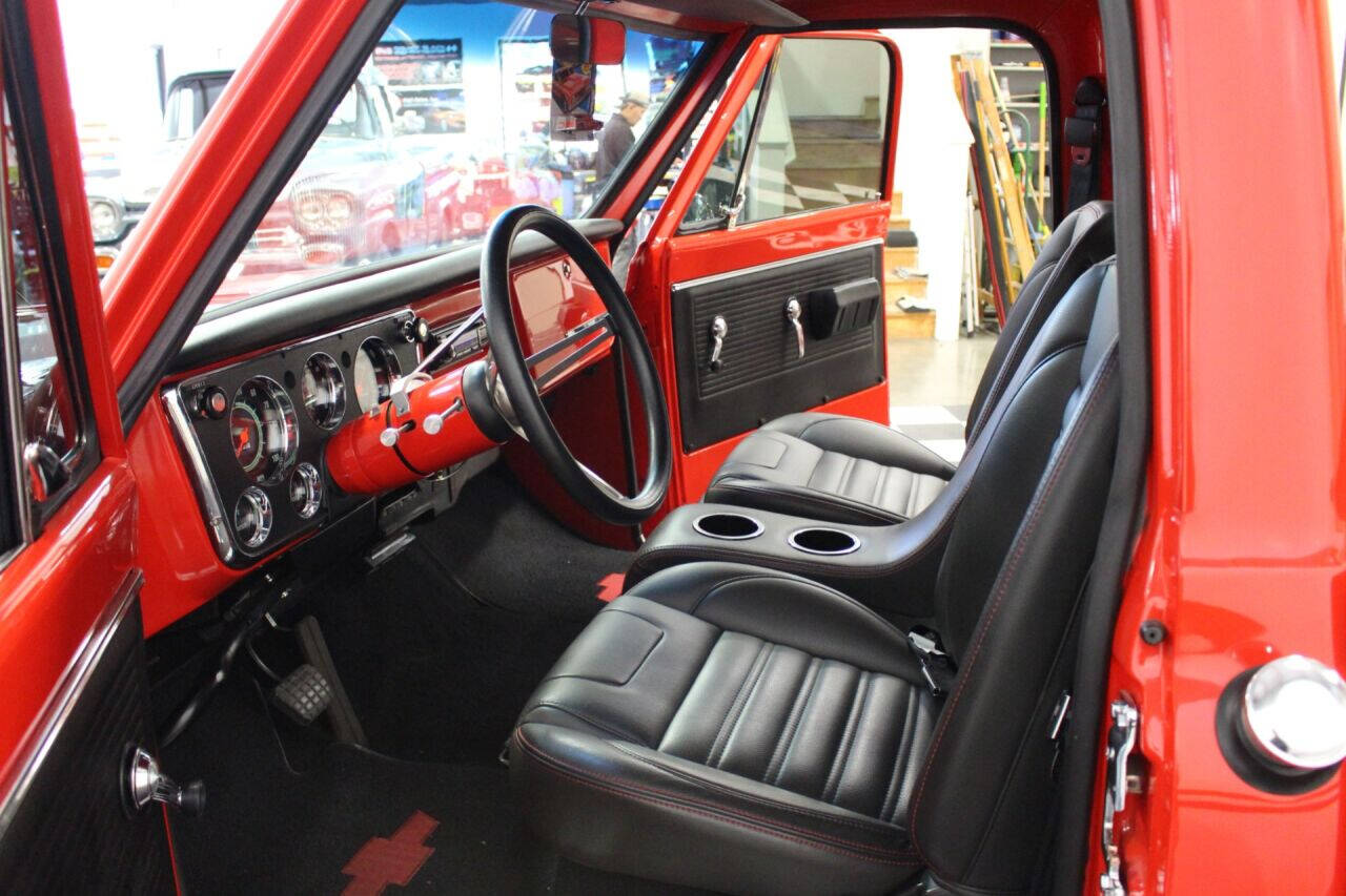 1967 Chevrolet C/K 10 Series 14