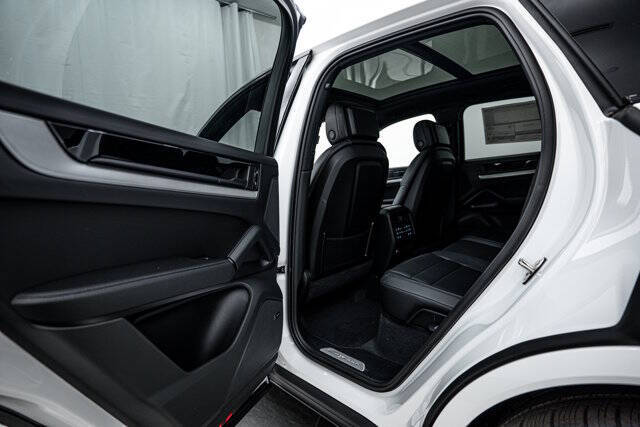 2026 Porsche Cayenne