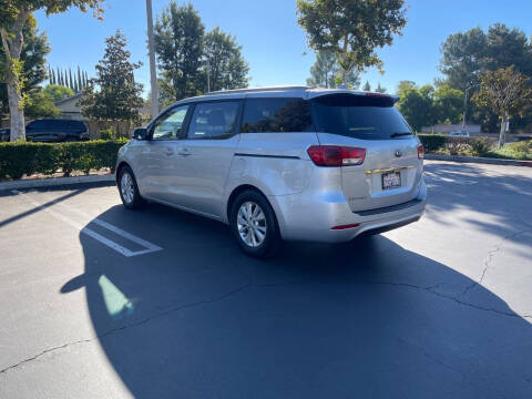 2016 Kia Sedona LX
