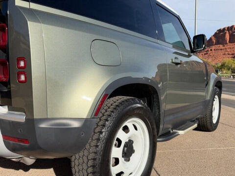 2022 Land Rover Defender 90 Standard