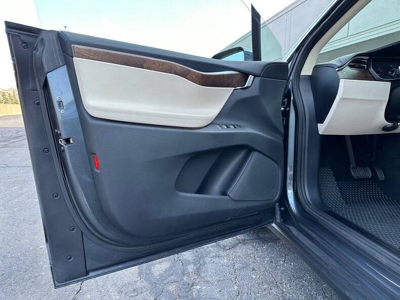 2017 Tesla Model X