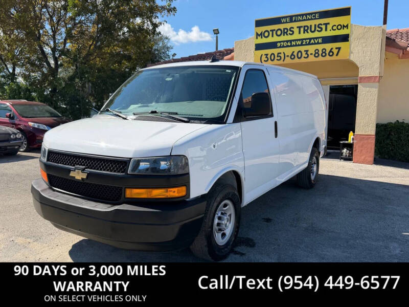 2022 Chevrolet Express 2500