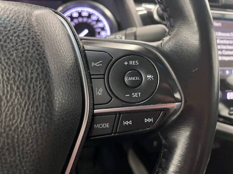 2018 Toyota Camry Hybrid XLE