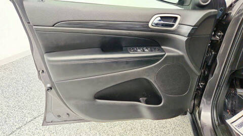 2020 Jeep Grand Cherokee Laredo E