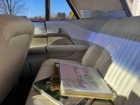 1961 Ford Thunderbird