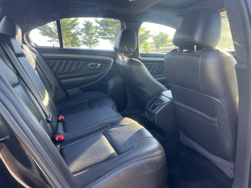 2014 Ford Taurus SEL