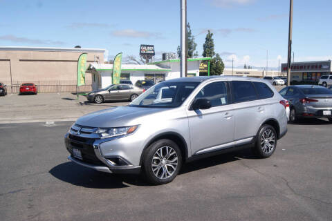 2018 Mitsubishi Outlander ES