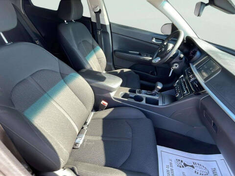 2019 Kia Optima LX