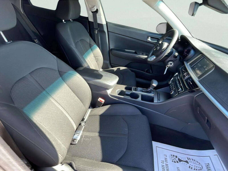 2019 Kia Optima LX
