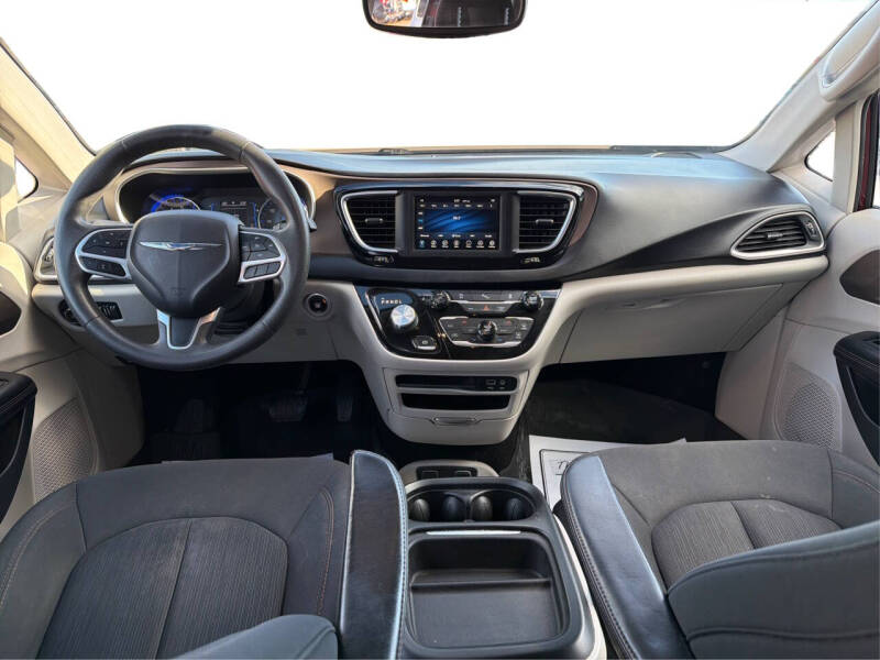 2018 Chrysler Pacifica Touring Plus