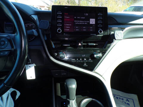 2022 Toyota Camry SE