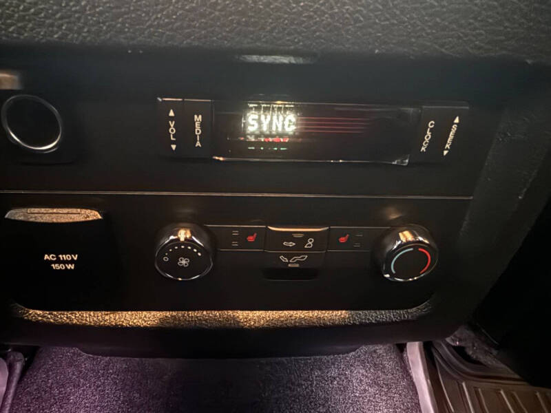 2017 Lincoln Navigator Select