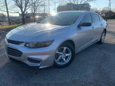 2018 Chevrolet Malibu for sale at Craven Cars in Louisville KY