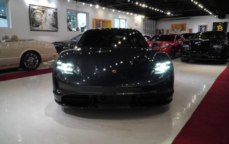 2020 Porsche Taycan Turbo