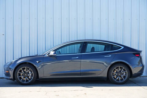 2020 Tesla Model 3 Standard Range Plus