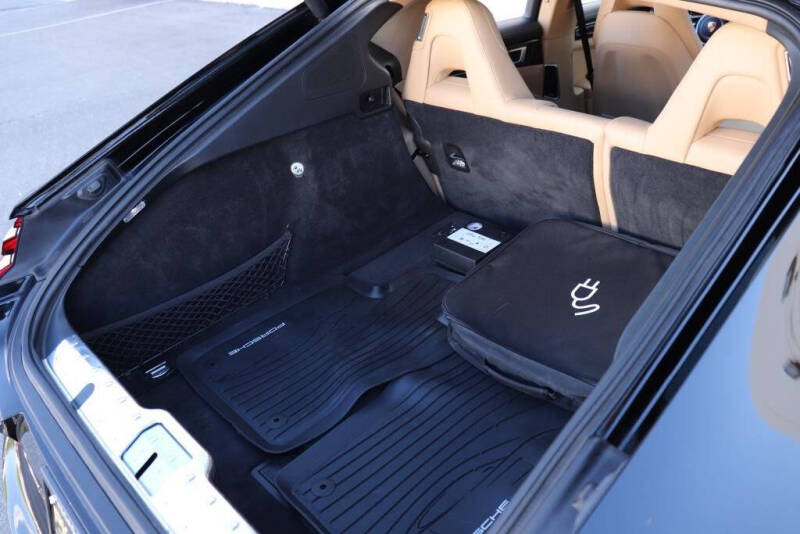 2018 Porsche Panamera 4 E-Hybrid