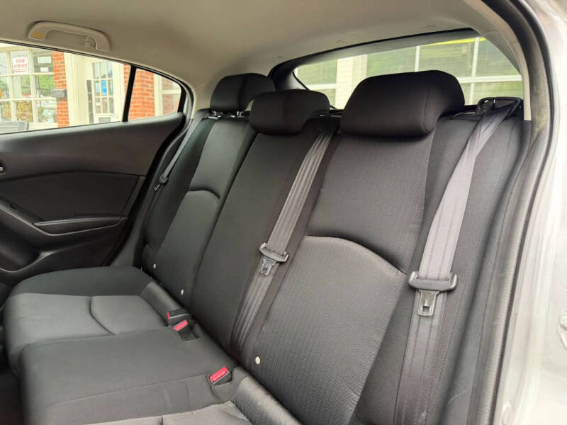 2015 Mazda MAZDA3 i Sport