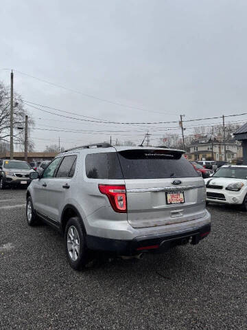 2013 Ford Explorer