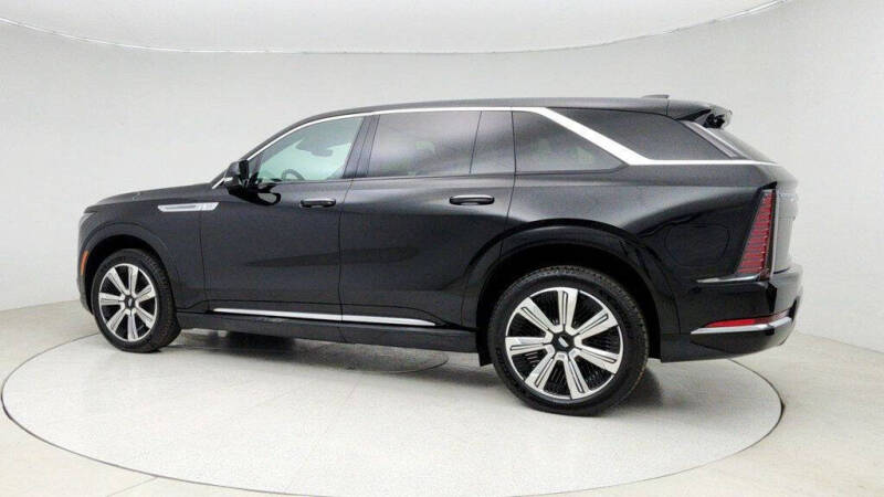 2025 Cadillac Escalade IQ Luxury 2