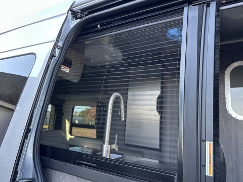 2021 Mercedes-Benz Sprinter 2500