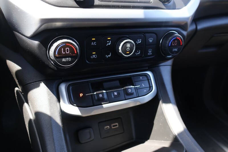 2022 GMC Acadia SLE