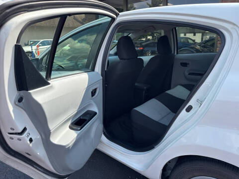 2012 Toyota Prius c Two