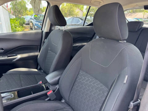 2021 Nissan Kicks SV