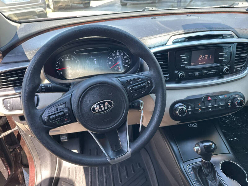 2016 Kia Sorento LX