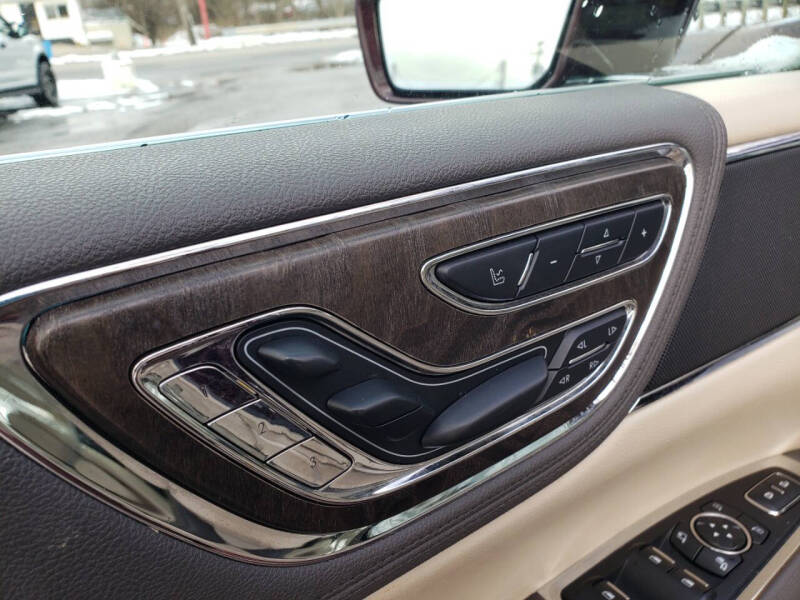 2019 Lincoln Continental Reserve