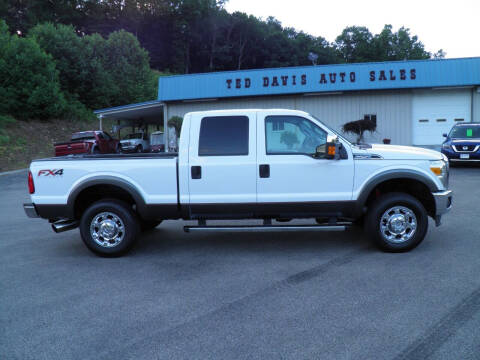 2016 Ford F-250 Super Duty for sale at Ted Davis Auto Sales in Riverton WV