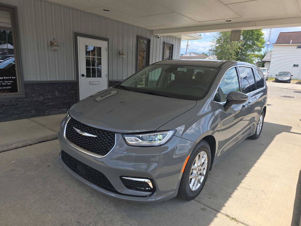 2023 Chrysler Pacifica for sale at Cambridge Used Cars in Cambridge, OH